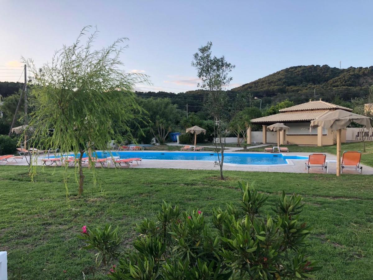 Mythos Apts Rentit Agios Stefanos Avliotes  Exteriör bild