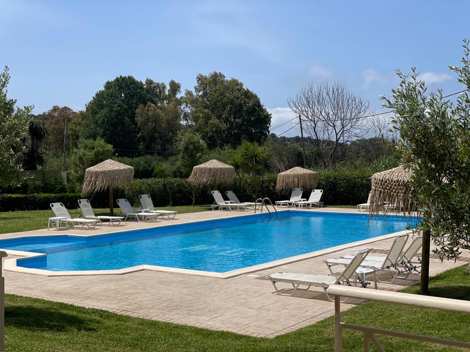 Mythos Apts Rentit Agios Stefanos Avliotes  Exteriör bild