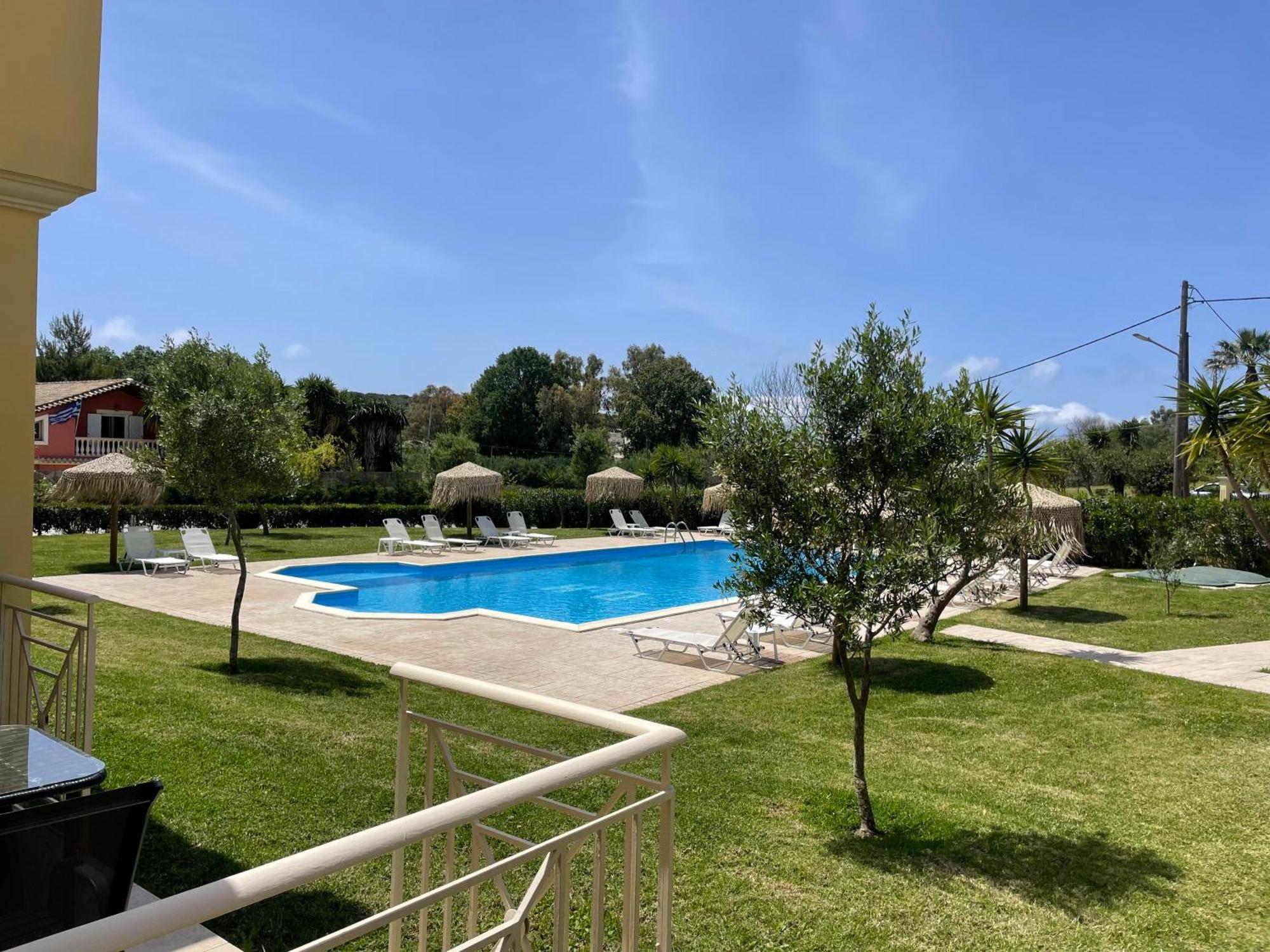 Mythos Apts Rentit Agios Stefanos Avliotes  Exteriör bild